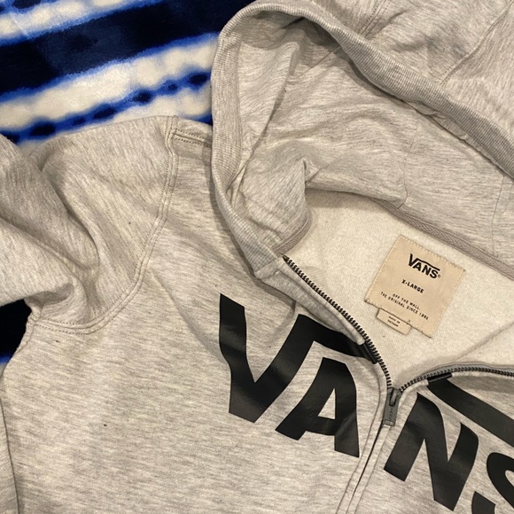 Vans zip up 🐭 - Picture 2 of 3